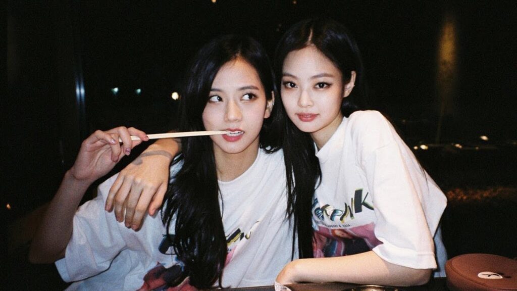 Idol Kpop nổi tiêng: Jennie và Jisoo